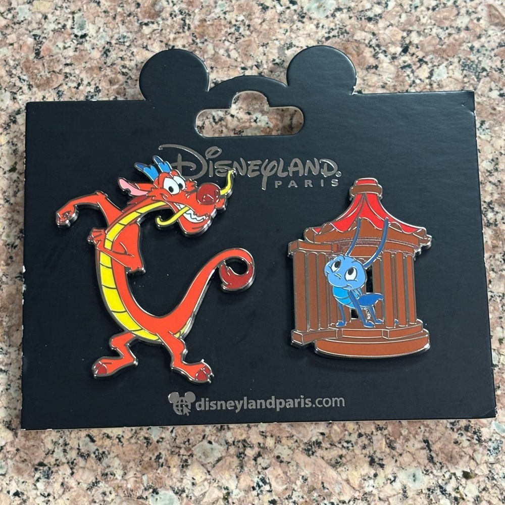 Disney Pin OE Mushu and Cri Kee Disneyland Paris Mulan